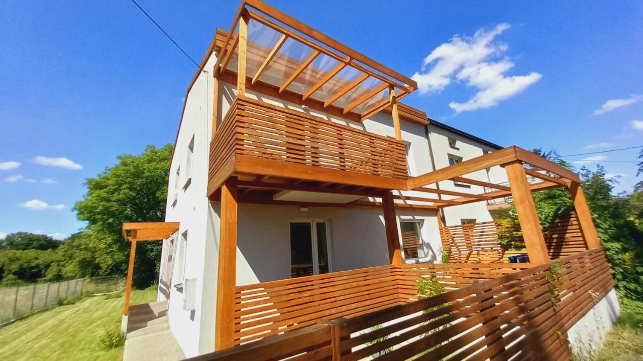 Ponidzie Apartment